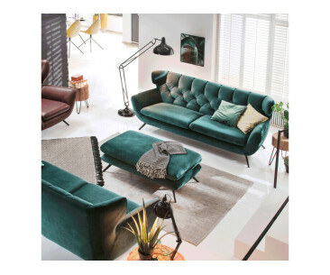 Wunderschönes Modell Silence 02